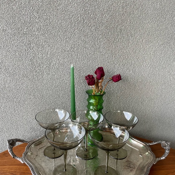 5 smoked glass champagne coupe, mid century barware, champagne glasses, MCM Gift - Picture 9 of 12